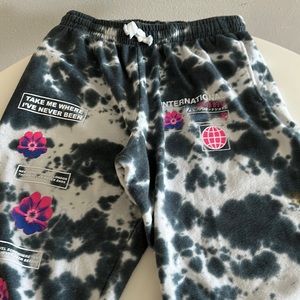 sweatpants